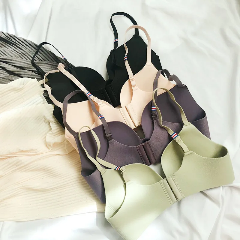 Sexy dámská push-up podprsenka bez závorky, bezešvá bezdrátová braletka s tenkými ramínky, jednodílné AB košíčky, hluboké V - náhled 2