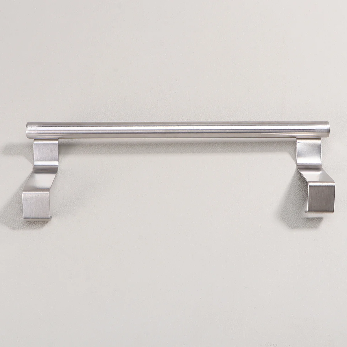 

Efficient Stainless Steel Towel Hanging Rack Single-Bar Door Mount Design for Apartments Cabins Campers No Installation Needed