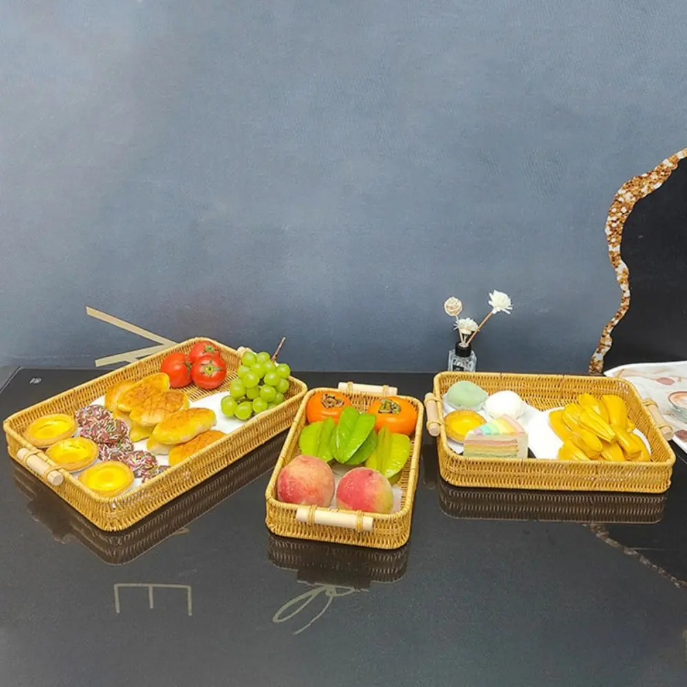 

Simulated Woven Rattan Basket Wooden Handle Plastic Rattan Threads Woven Fruit Platter Multipurpose Handmade Food Serving Tray