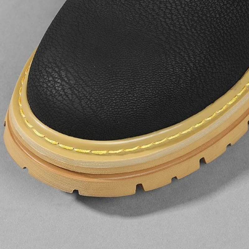 Nuovi stivali in pelle da uomo di alta qualità Stivali da moto da uomo di tendenza Stivali da lavoro antiscivolo per esterni Comodi stivali alti con piattaforma