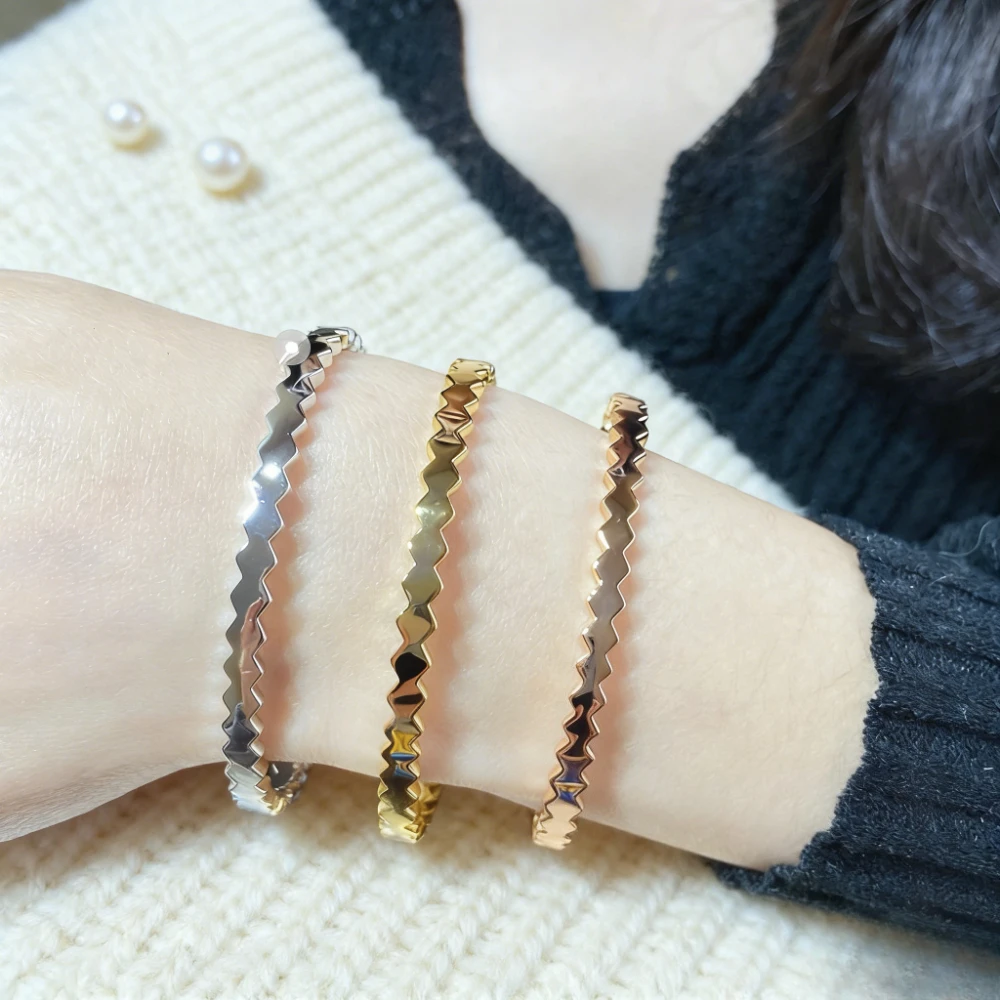 

Модный шестиугольный браслет-гнездо 2026 года со сверкающими акцентами для женщин, стильный подарок на День святого Валентина