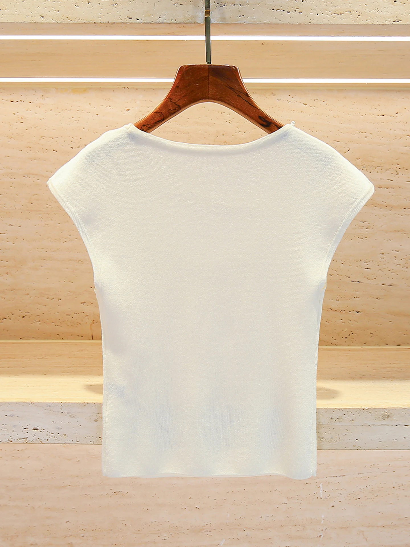 South Oil High-End Women's Knitted Vest Summer 2025 Small Fraance Sle Beaded Flower Top Women's Faion Commute Sle Sli...