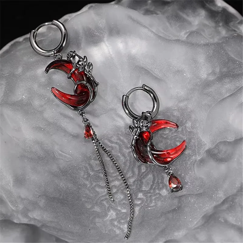 Red Curved Sword Gemstone Asymmetric Dangle Earrings Personality Unisex Hip-Pop Gothic Dark Style Ear Accessories Cool Jewelry