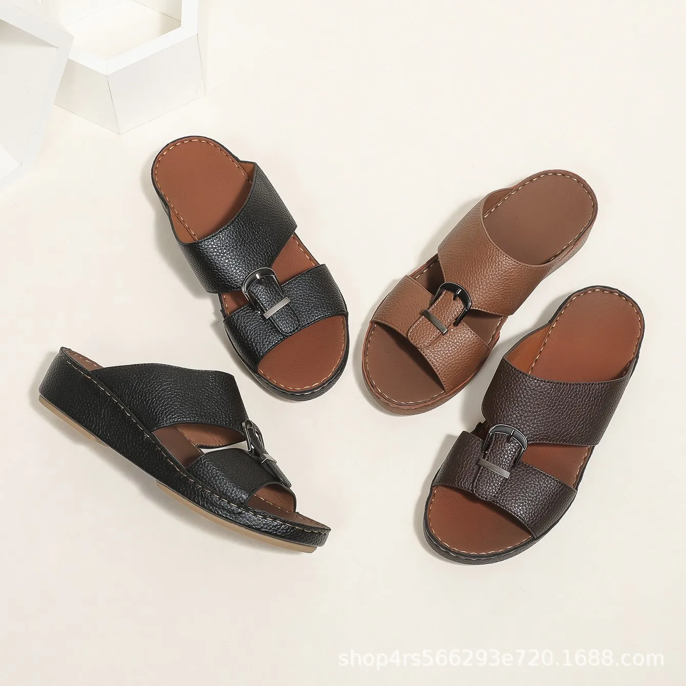 Summer new muffin platform casual open-toed versatile beach sandals European American and Middle Eastern men's height-increasing