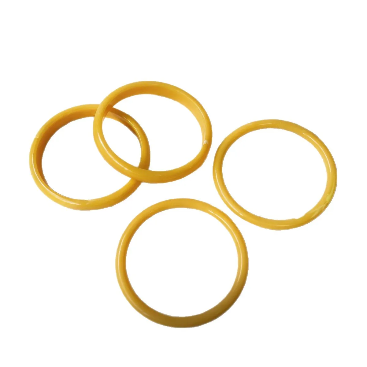 4Pcs/Set Charm Yellow Resin Stacking Bangles Set