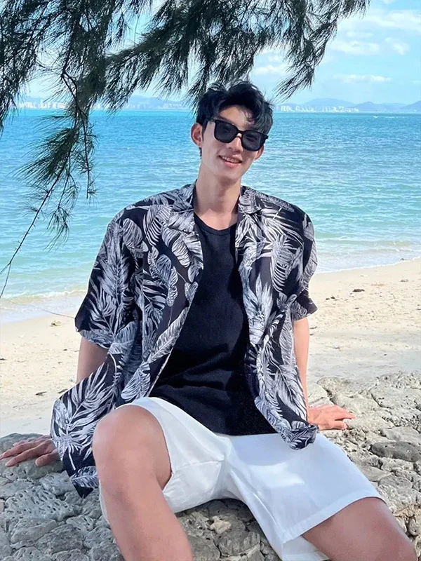 

Ice Silk ort Sve irt Men Summer Beach Vaion Sle Floral Print Faionable Layering Sun Protection Outerwear