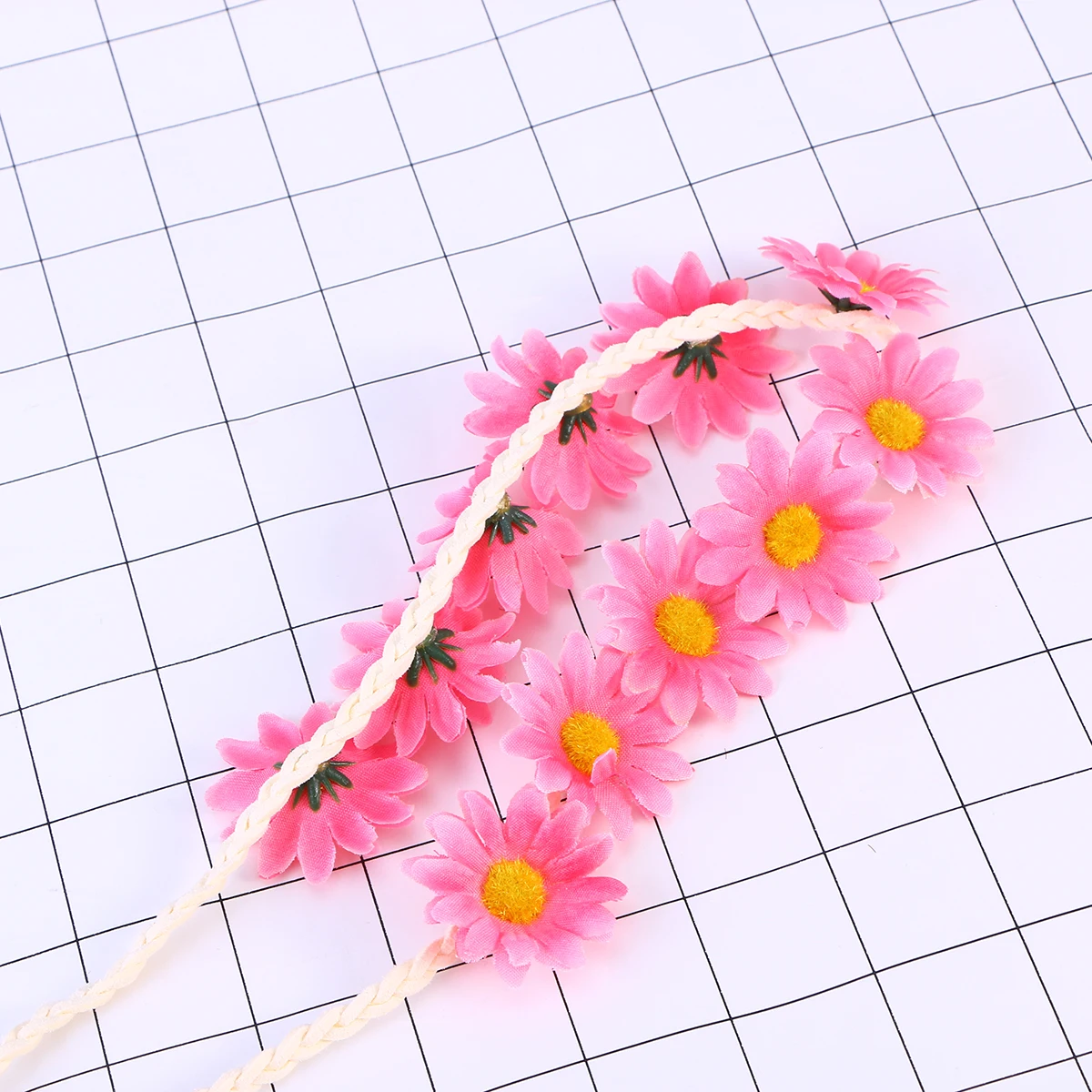 

Flower Headband for Women Daisy Hairband Cloth Flowers Stretchy Rope Headwear Festival Wedding Party Accessory