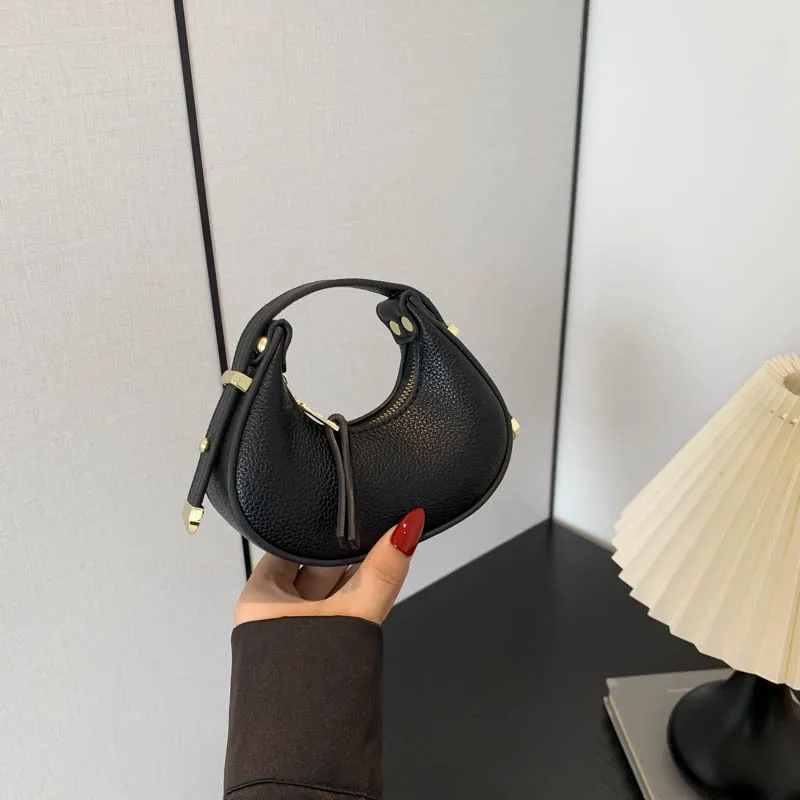 

High Quality Texture Handbag For Women 2025 New Versatile Underarm Bag Popular Lipstick Bag French Style Solid Party Bag