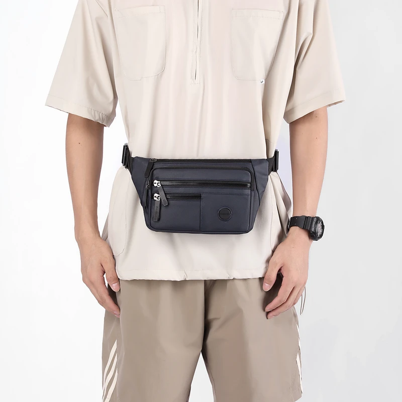حقيبة خصر متقاطعة متعددة الأقسام للرجال مع حزام قابل للتعديل وضروريات السفر، مناسبة للتنقل اليومي والخارجي