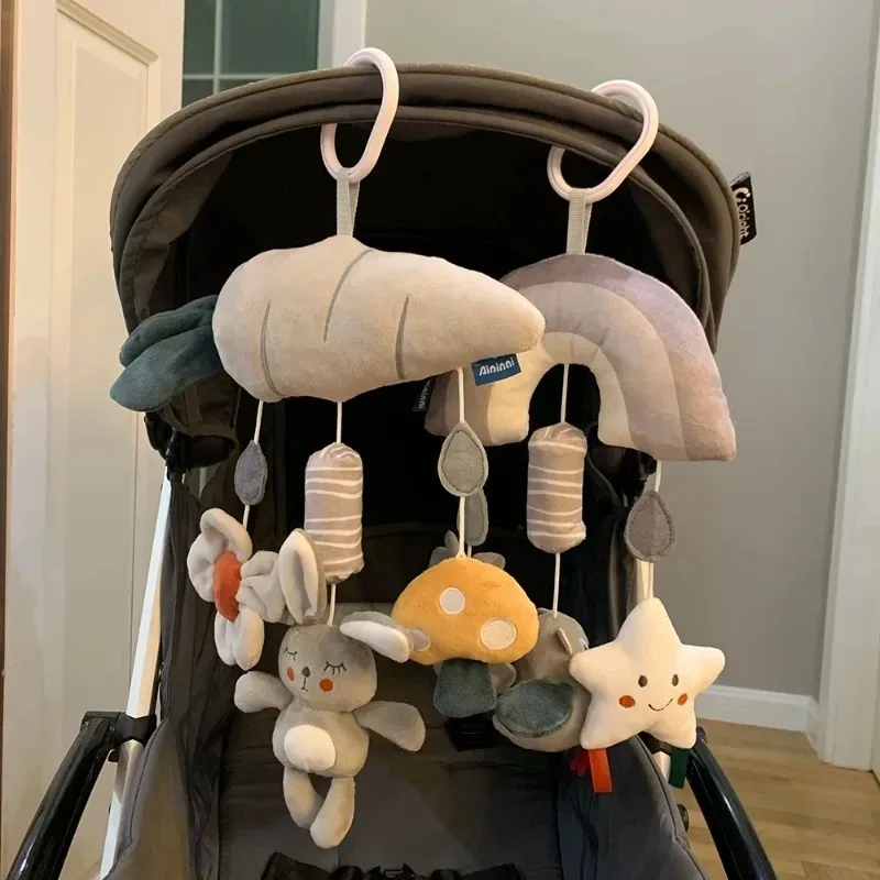 Jouets pour bébé de 0 à 12 mois, animaux en peluche, hochets pour bébé, berceau suspendu Portable, siège de voiture, poussette, jouets sensoriels, cadeaux pour nouveau-nés