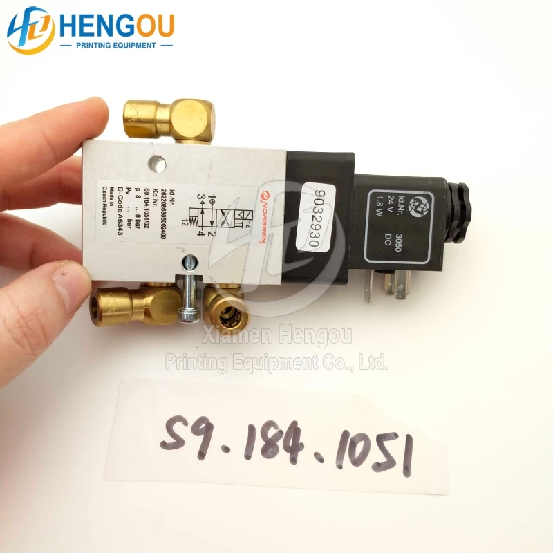 Free Shipping S9.184.1051/02 Valve 24DC 1-7W 4/2-Way Valve 9092930 SM102 CD102 Machine S9.184.1051