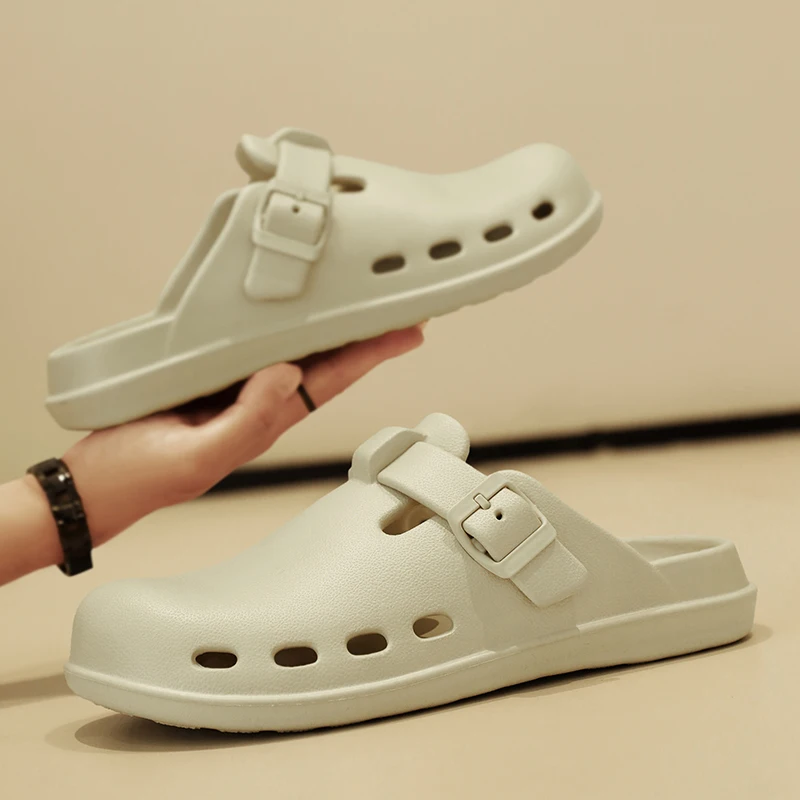 

Лето 2023, дышащие мужские сандалии, уличные домашние тапочки для ванной комнаты, полускользящие нескользящие пляжные сандалии из ЭВА, повседневная обувь на плоской подошве