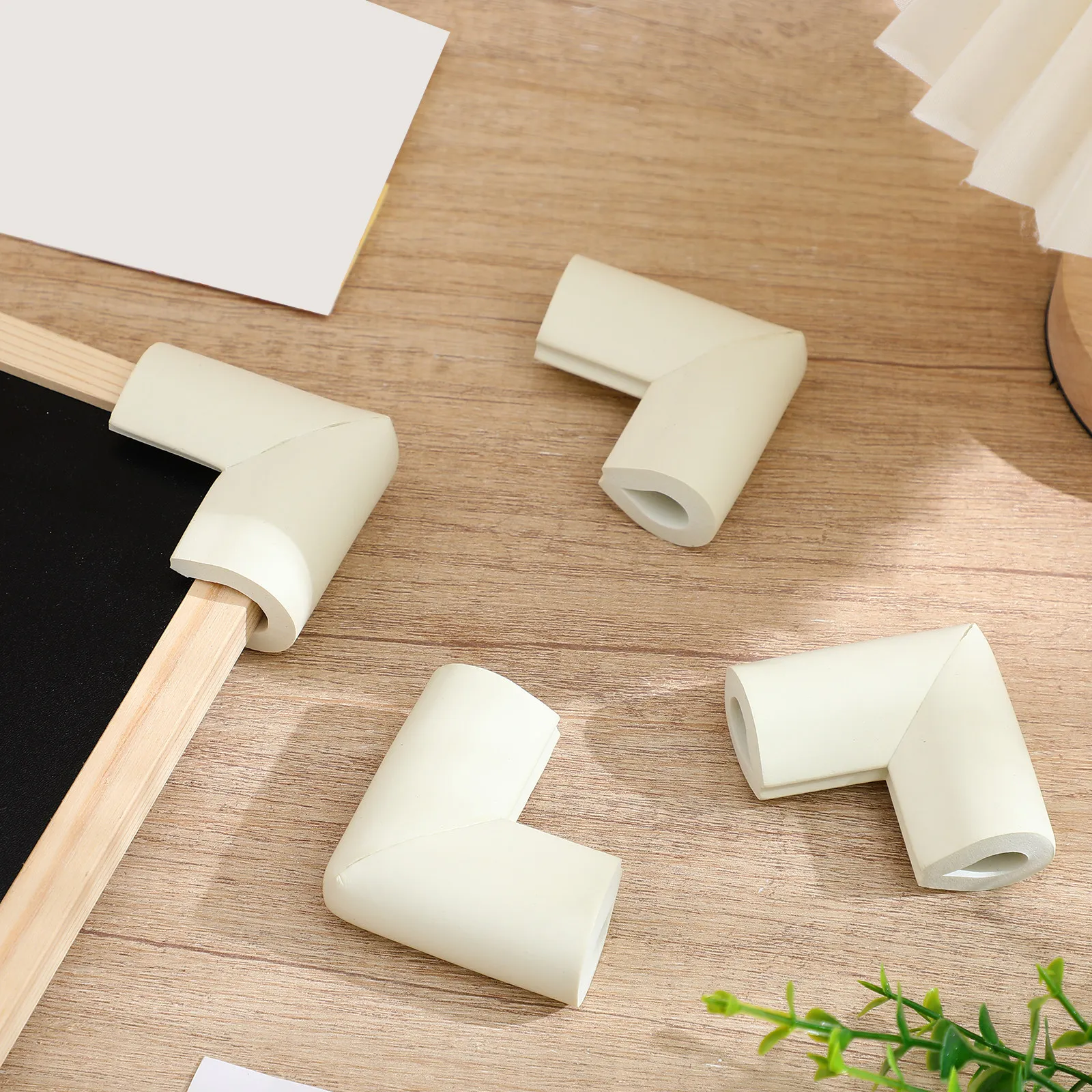 12Pcs Furniture Foam Corner Protectors U Shaped Moving Protective Cover for Photo Frame and Edge Protection