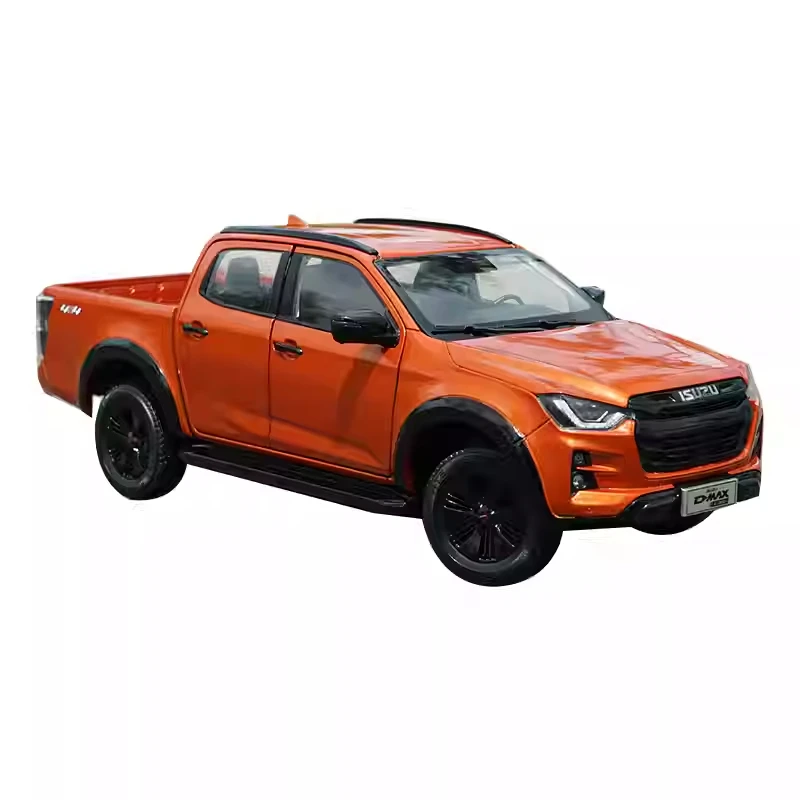 

Factory Authorized 1:18 ISUZU D-MAX 2023 Alloy Pickup Truck Model with Fully Functional Display Collectible