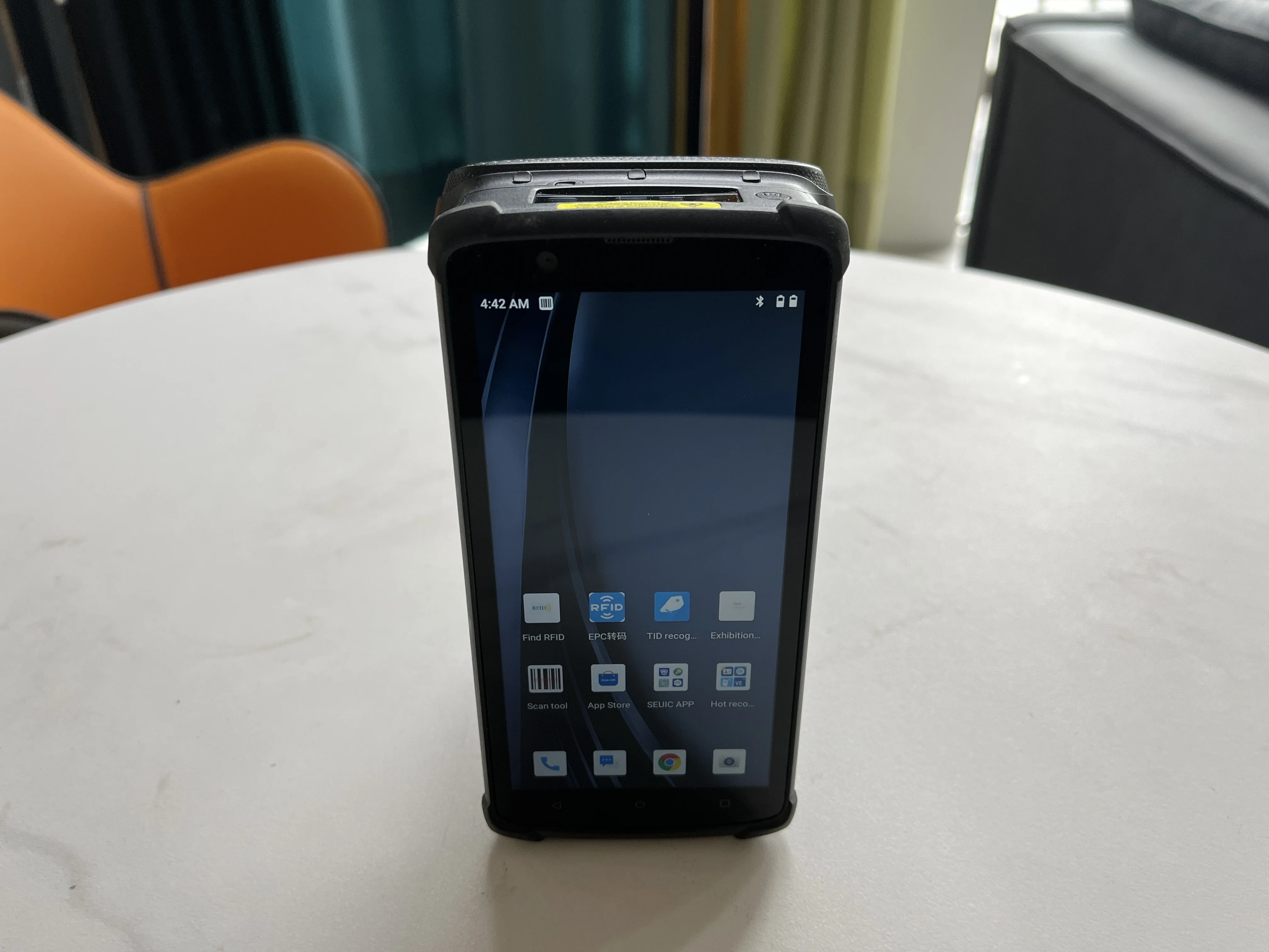 Utouch 2 UHF RFID Handheld With Barcode Scanner And NFC Efficient Inventory Management Stock Available