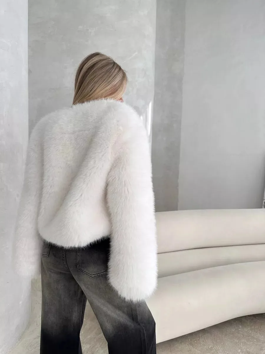 Women Faux Fur Coats Solid Short Jackets Long Sleeve Round Neck Open Stitch Thick Straight Fit Elegant Casual 2026 Autumn Winter