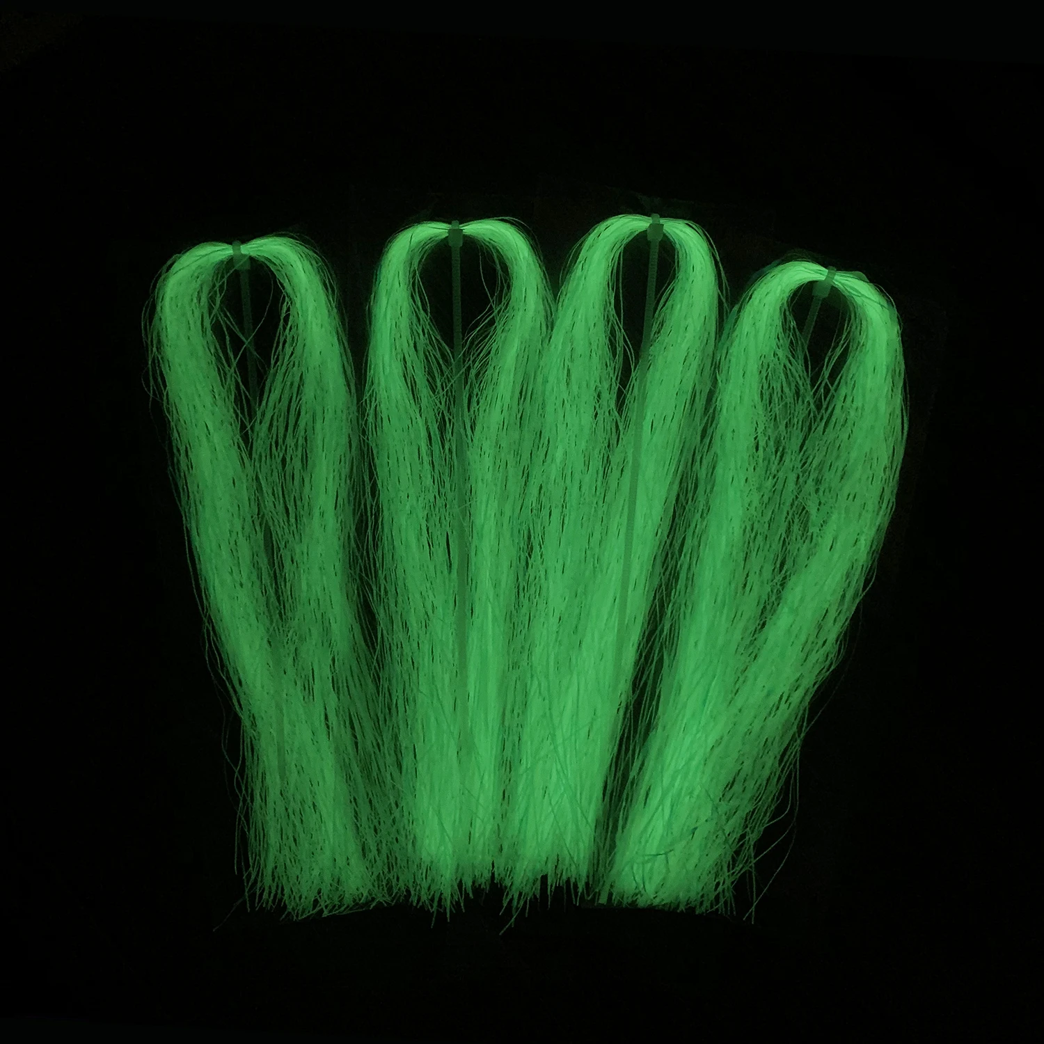 Tigofly 4 packs/lot 0.7mm Width Luminous Glow in The Dark Shimmer Flashabou Tinsel Pike Bass Streamers Fly Tying Materials