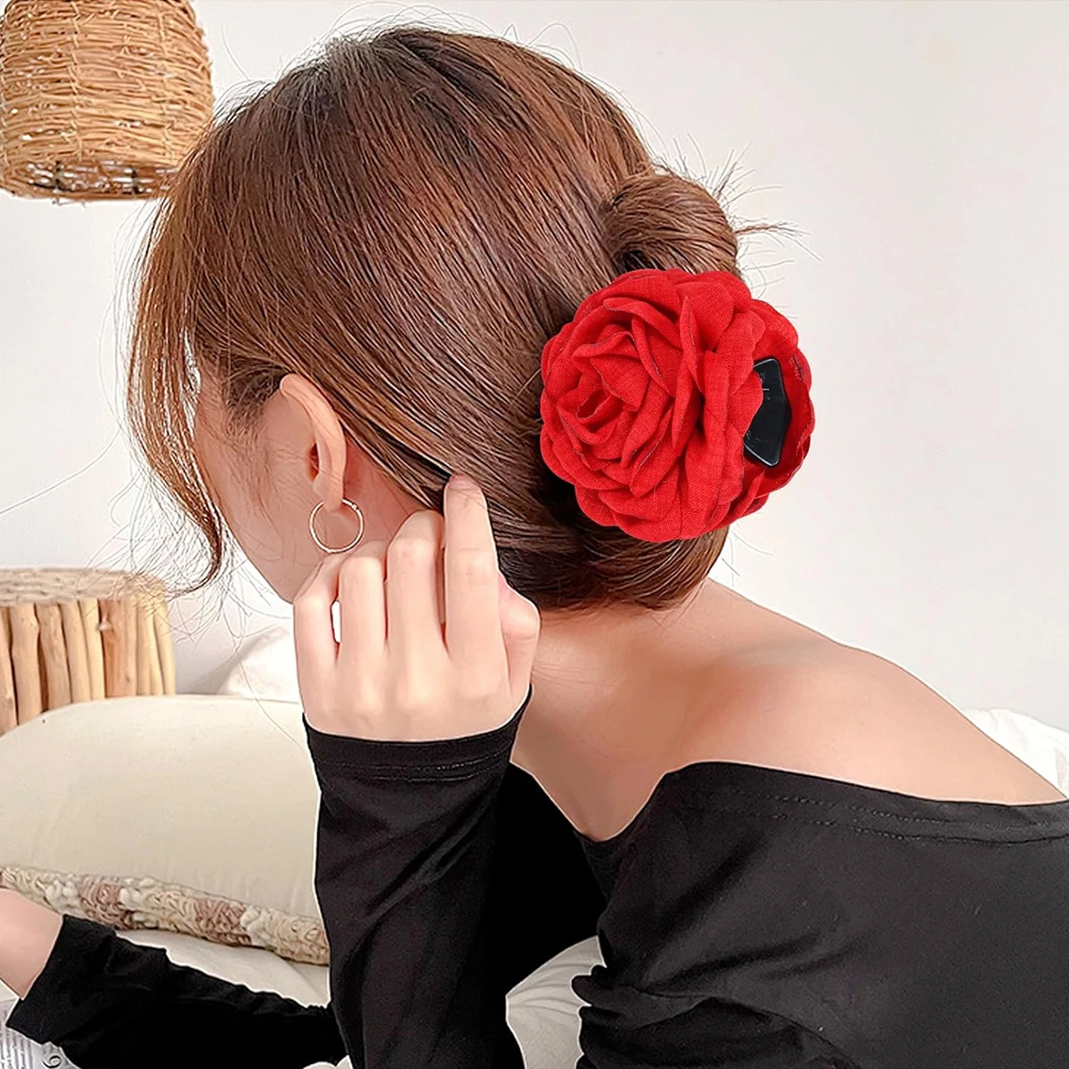 1pc cloth temperament elegant flower grab clip, resort beach hair accessories grab shark clip, the back of the head pan hair cla