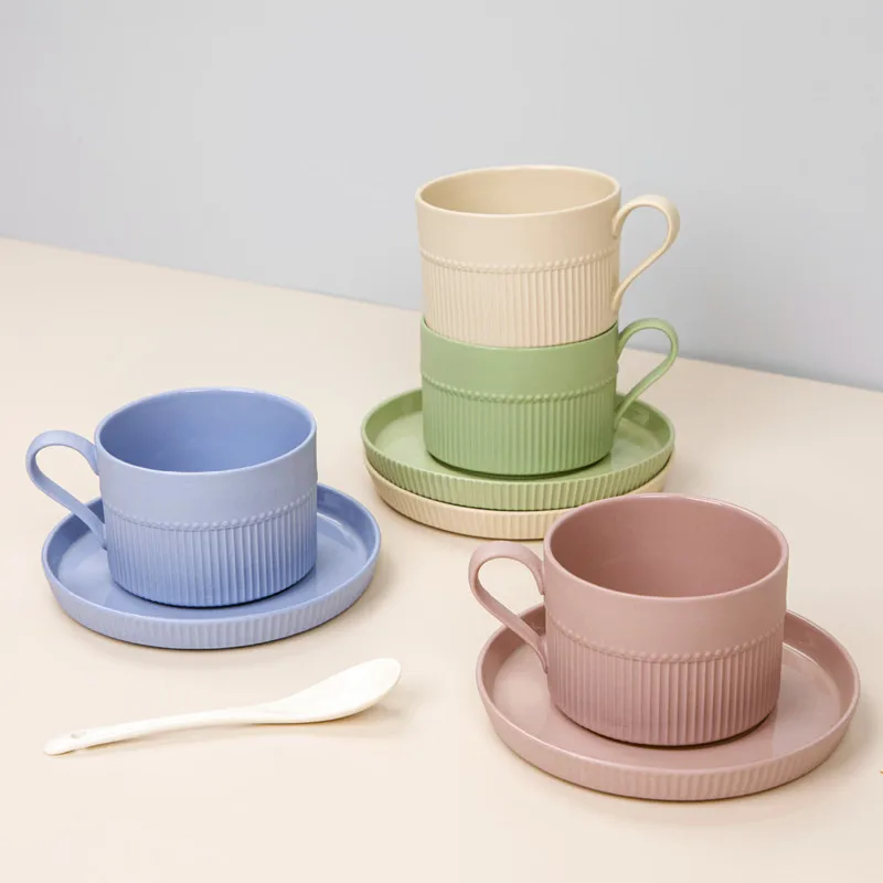 

European Style Solid Color Ceramic Coffee Cup And Saucer Set Vertical Pattern Ceramic Cup Cheap Tea Cups And Saucers Caneca