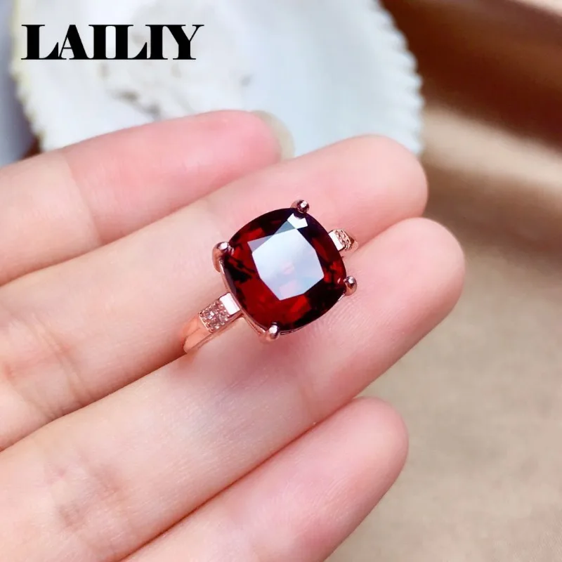 Women's 925 Sterling Silver Adjustable Ring with Garnet