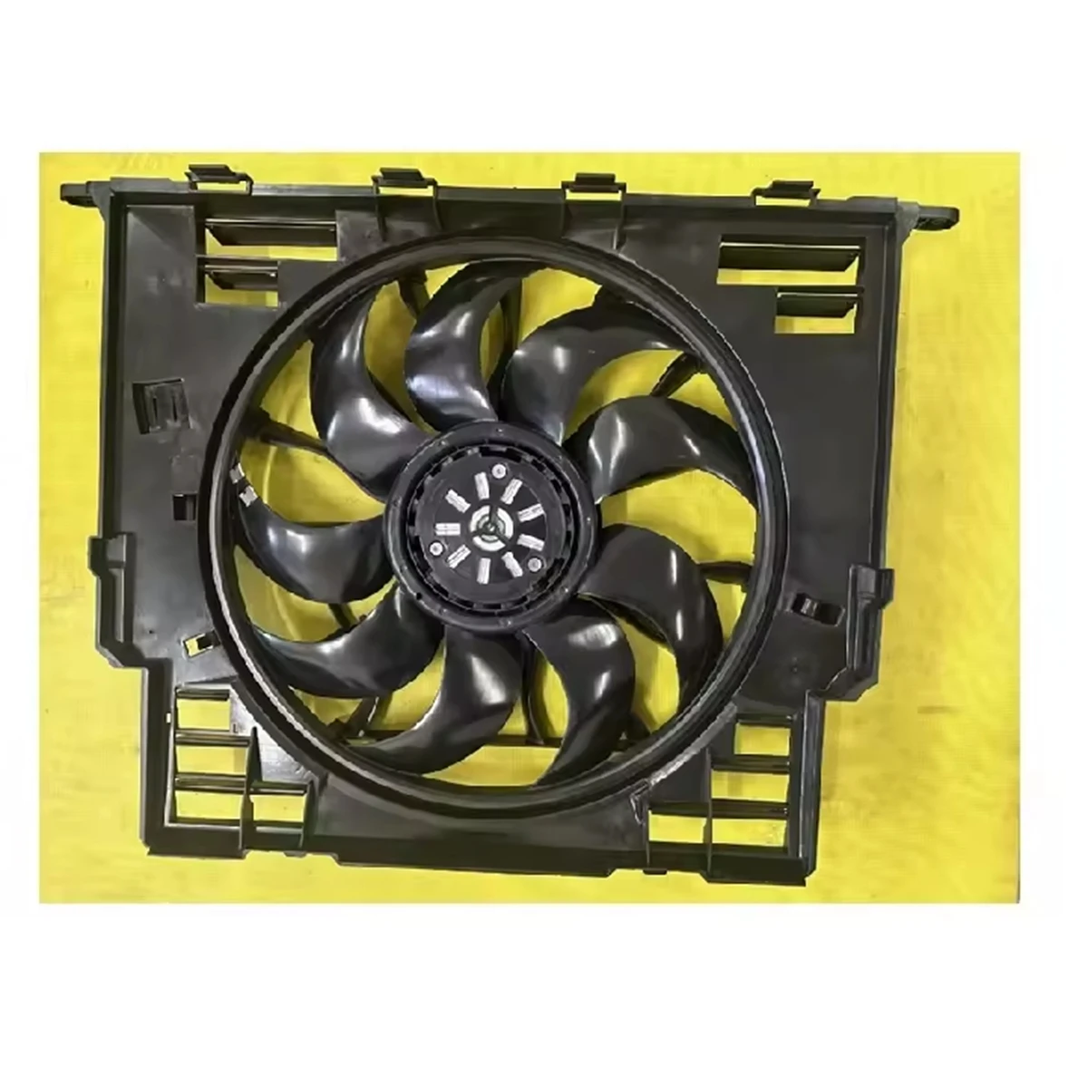 for BMW G38 G11 G12 G30 600W Hybrid radiator Cooling Fan assembly OE 17428677740 17427933874 17427953568 17428619626 17427953400