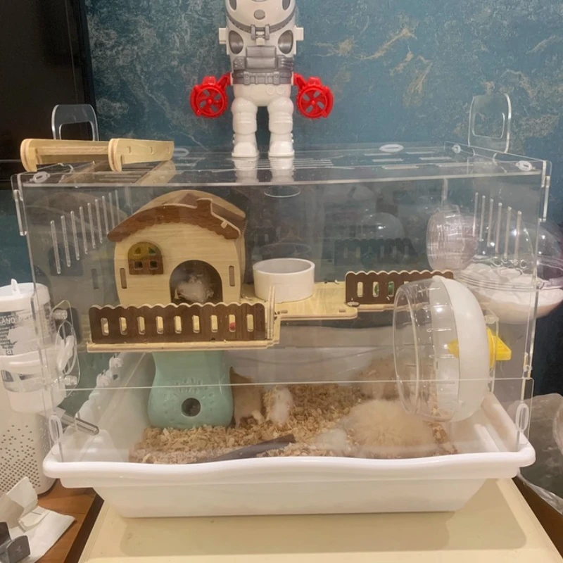 

Просторный особняк хомяка, панорамная акриловая клетка, вентилируемая среда обитания грызунов, устойчивый к побеге домашний дом для маленьких домашних животных