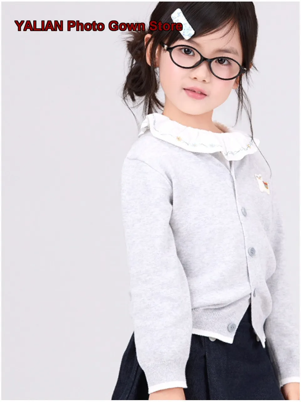 Alpaca Embroidered Knit Golden Cherry Girls Gray Pink Two-Color Cardigan 001 Pre