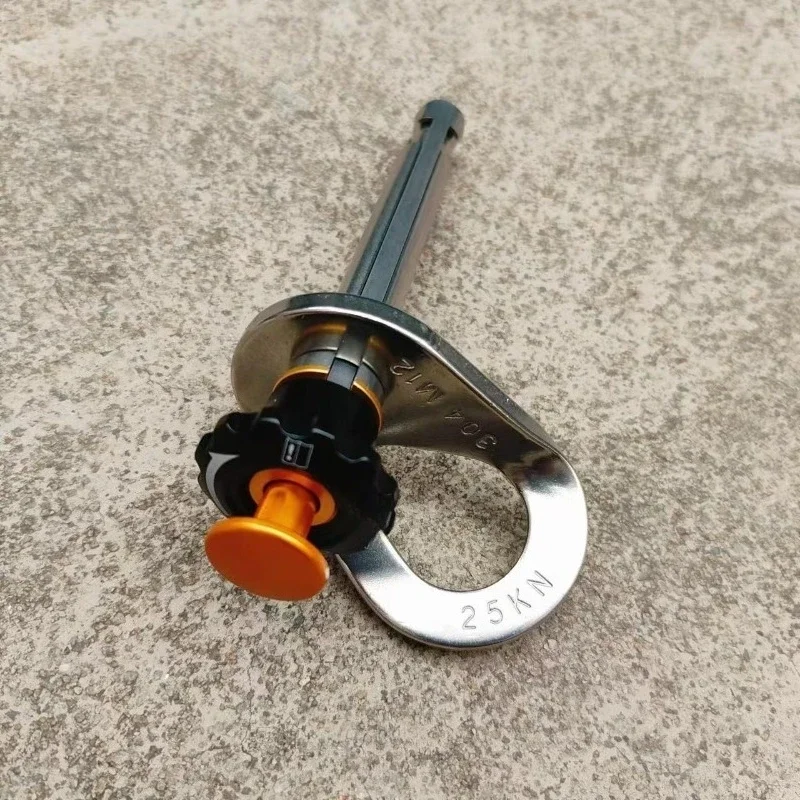 Removable anchor point thickened casing, reusable expansion screw for outdoor rock climbing aerial work
