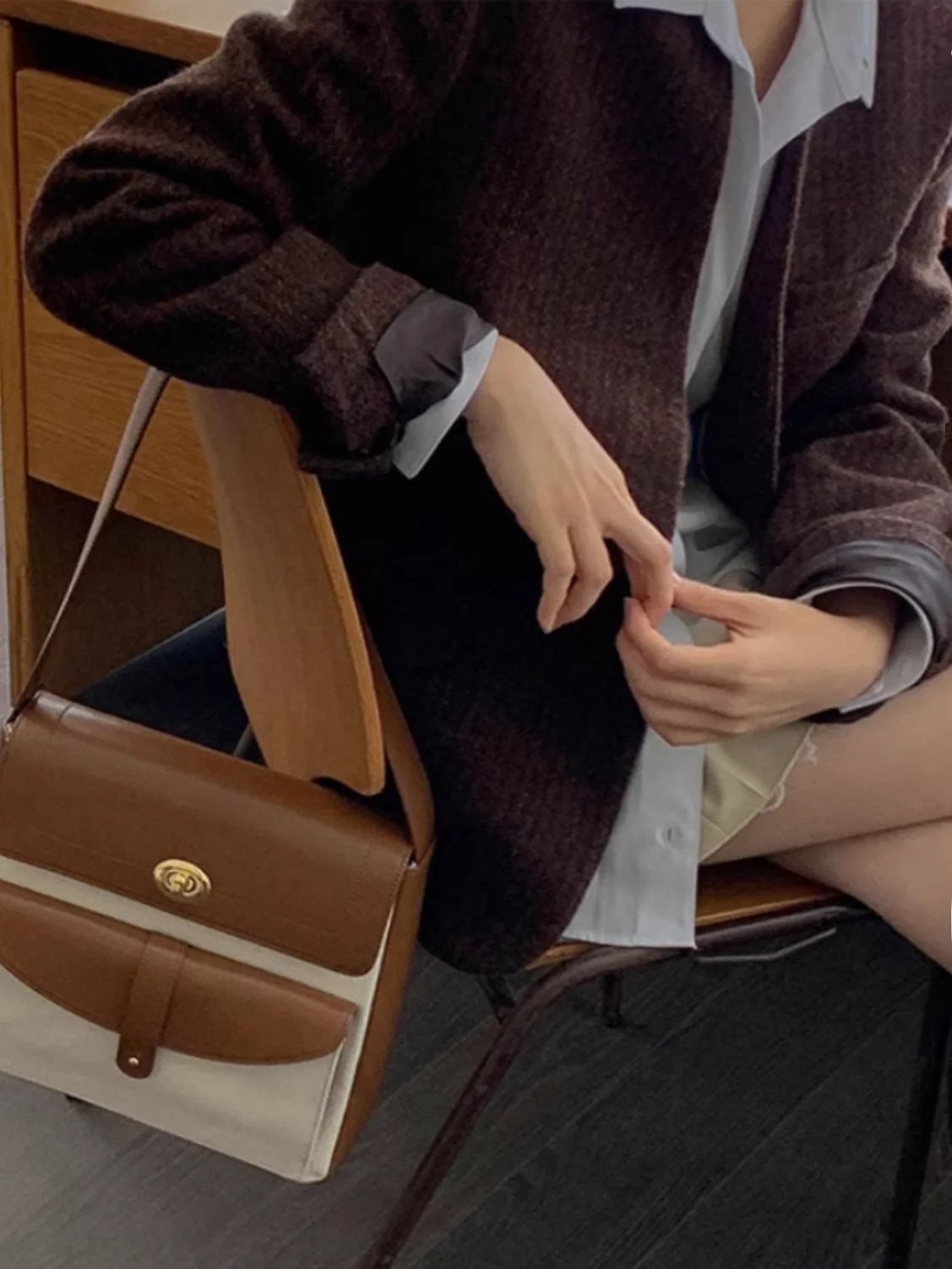 

Meheu Women's Underarm Bag Large Capaci Canvas oulder Handbag Leather Patchwork Sli European Faion Summer 2024