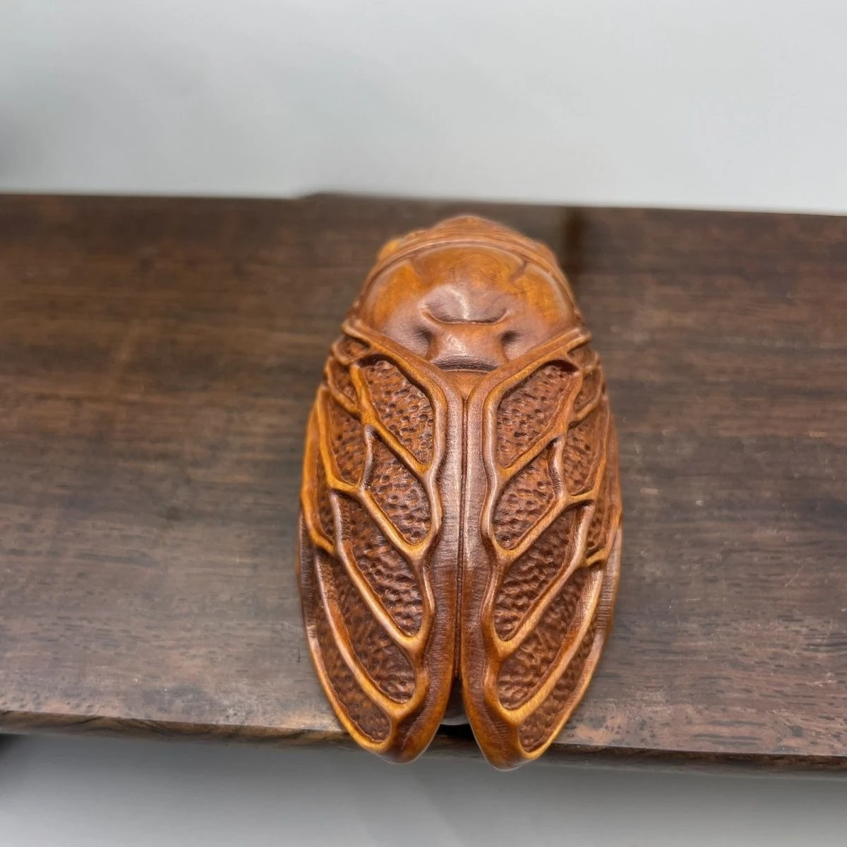 Hand Carved Wood Fat cicada Statue Figurine Desktop Ornaments Home Decoration