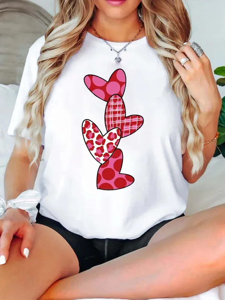 

Ladies' Valentine's Day T-Shirt Soft Cotton Top Red Heart and Cactus Print Casual Everyday Style Creative Valentine's Day Gift