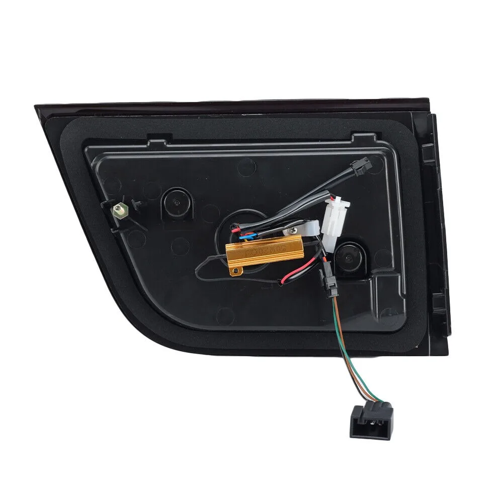 

Подходит для правого внутреннего заднего фонаря BMW X5 E70