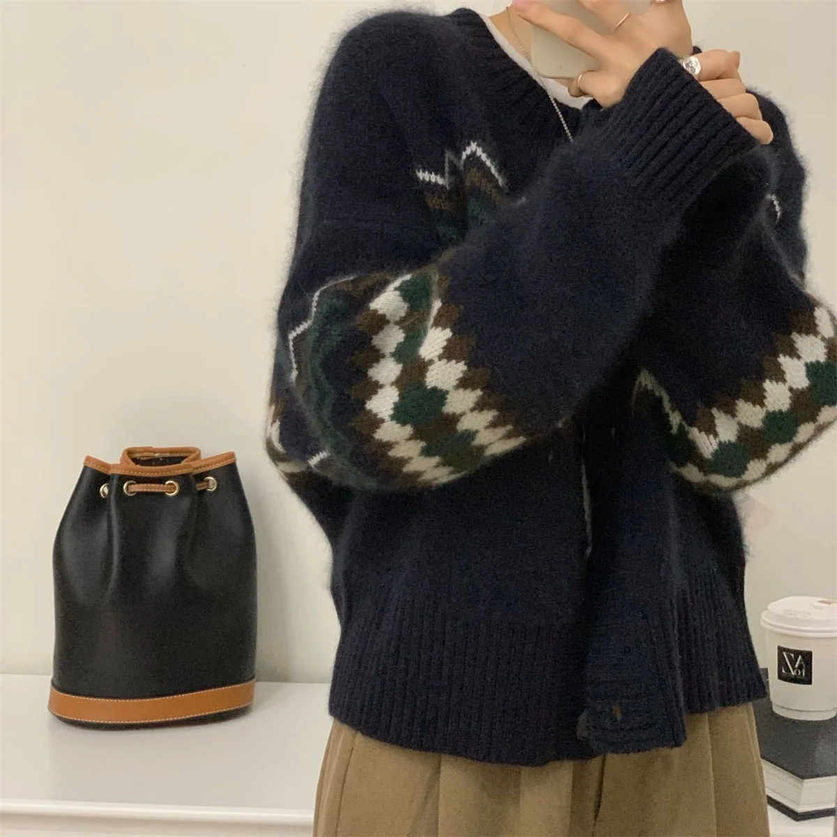 여성 프렌치 니트 스웨터 코트 오 넥 긴 소매 싱글 브레스티드 카디건 패치워크 패션 의상 스트리트웨어 캐주얼 빈티지