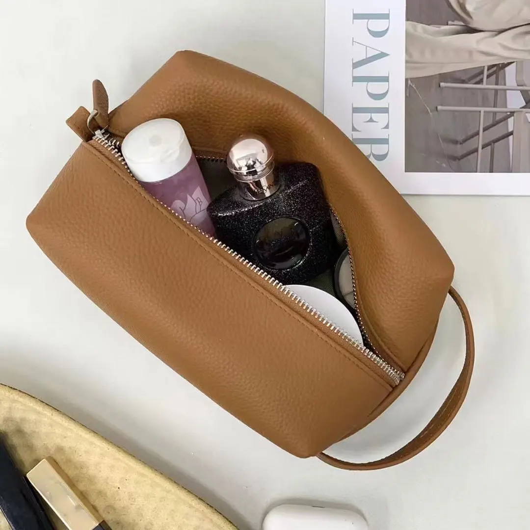 Trousse de toilette en cuir de vache avec lettres personnalisées pour femme, sac cosmétique portable, cuir véritable, grande capacité, haute qualité, voyage