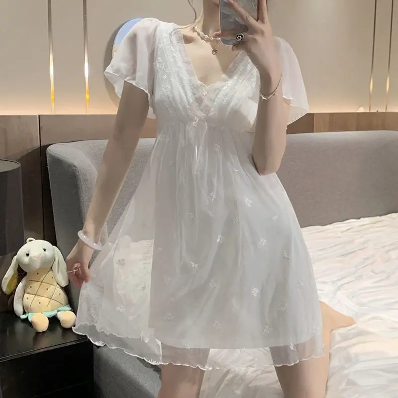 

Кружевные ночные рубашки женские с высокой талией милый корейский стиль принцесса повседневная трапециевидная вышивка модная ночная рубашка однотонная женская темпераментная