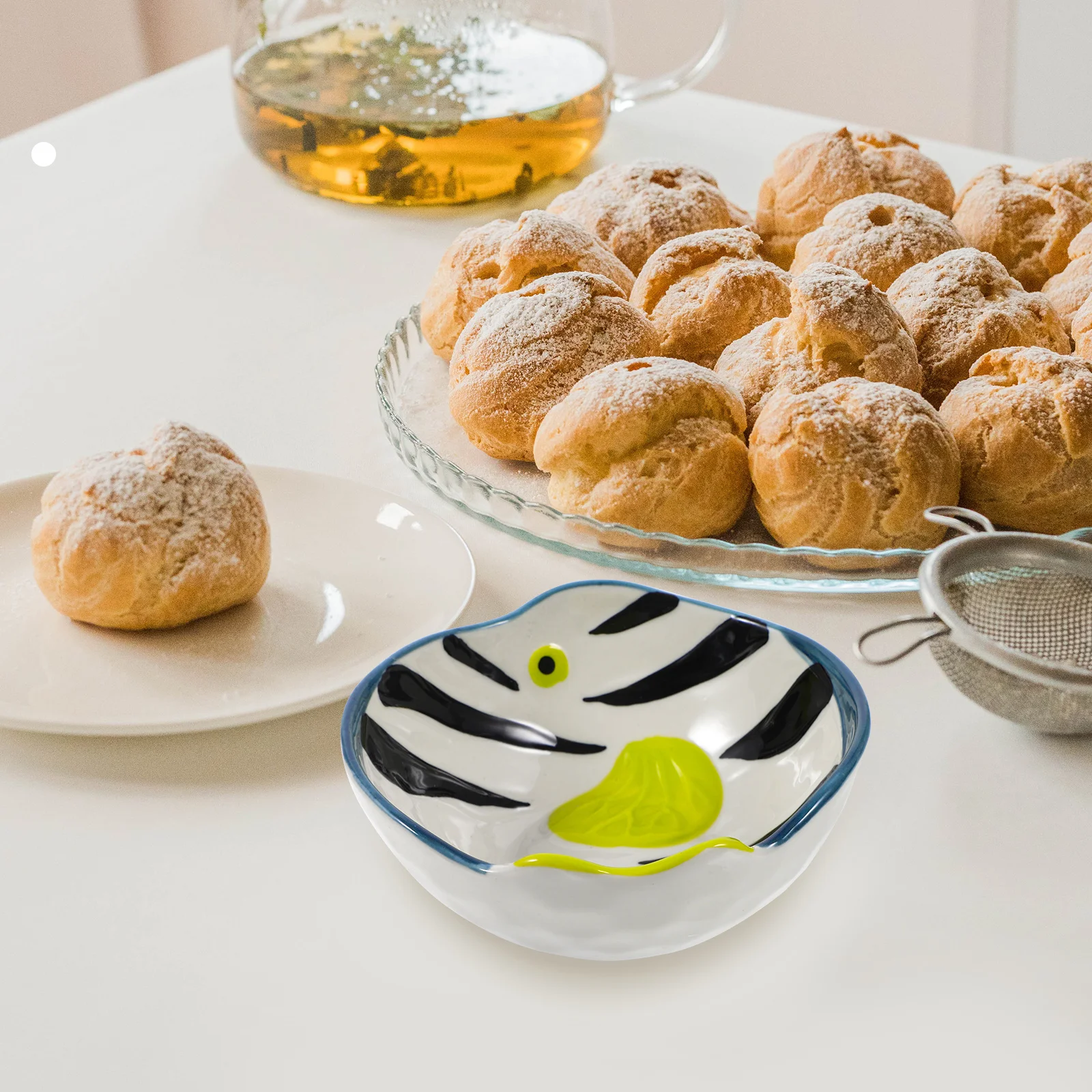 

Adorable Fish Shaped Ceramic Bowl Cute Sauce Dish for Oil Sugar Vinegar and Other Foods Baby Snack Bowl Ceramic Seasoning Bowl,