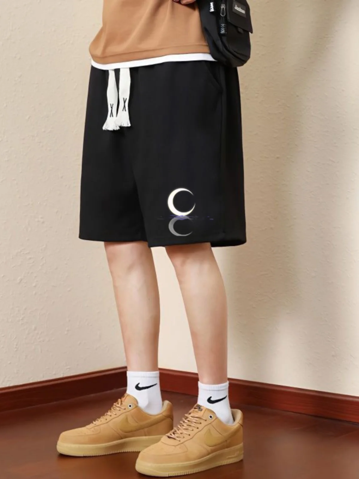 

Men's Summer Casual Loose Five-Quarter Beach Straight Leg Shorts Youth Student Fashion Brand Versatile Trendy Sports Shorts