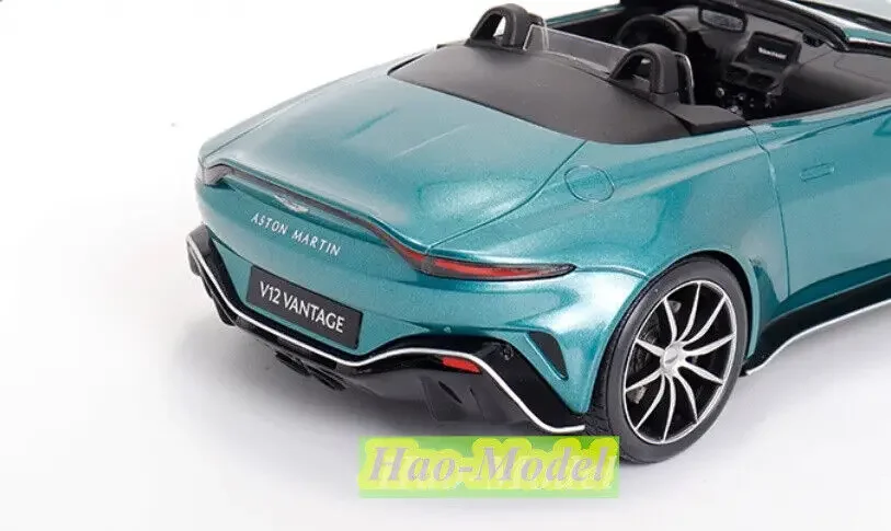 GT Spirit 1/18 для Aston Martin V12 VANTAGE, литая под давлением модель автомобиля из смолы, игрушки для мальчиков, подарки на день рождения, коллекция украшений для хобби