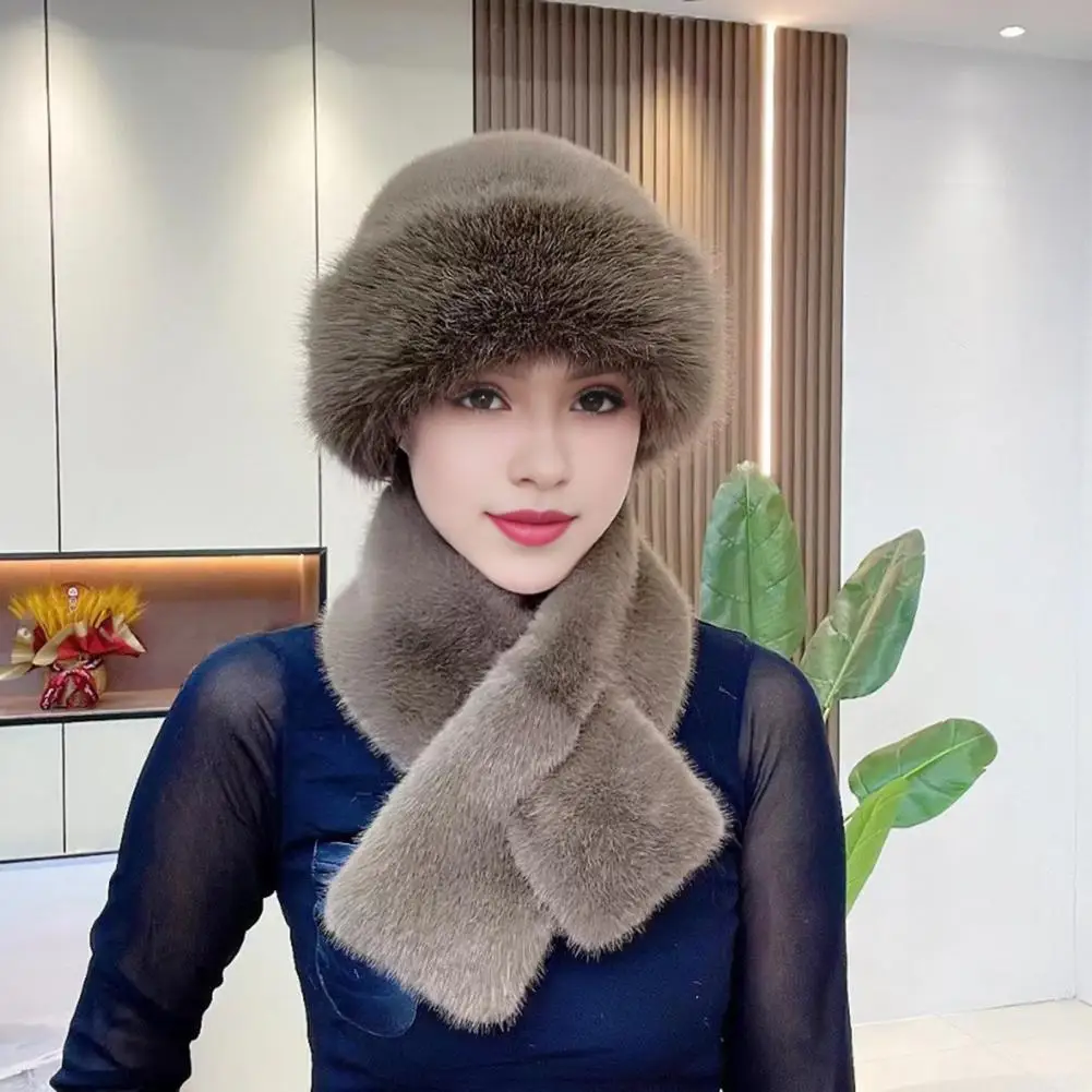 

Solid Color Winter Set Women's Winter Hat Scarf Set with Fuzzy Plush Windproof Heat Retention Faux Fur Fisherman Hat 2 for Cold