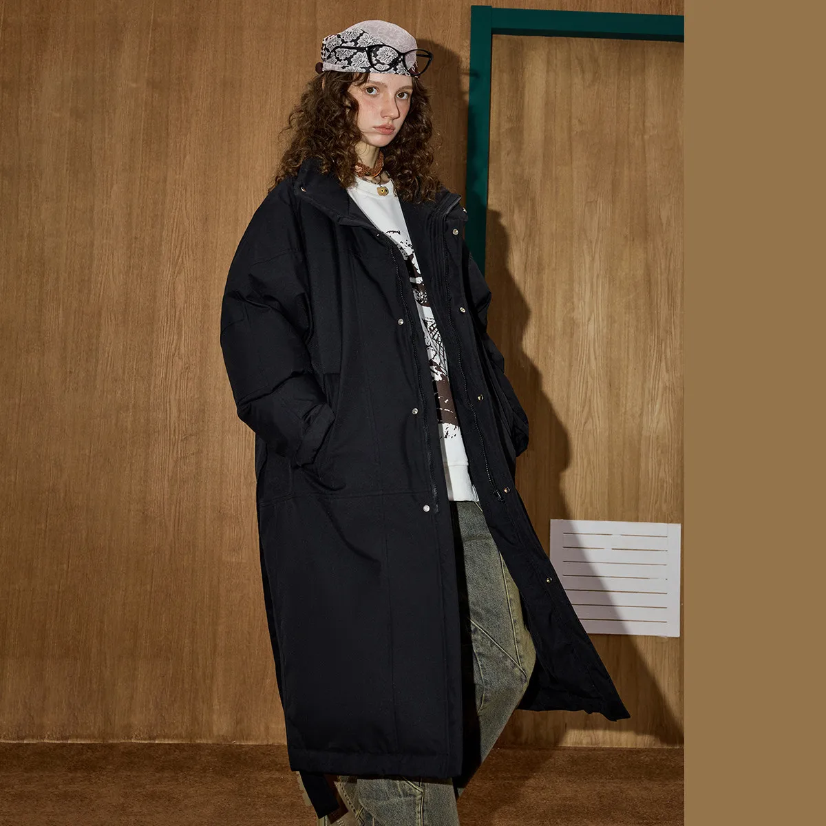 Coolhut Parka palangari con colletto alla coreana 2025 Cappotto invernale con cintura imbottita al 90% Trench termico oversize Elegante sagoma a clessidra