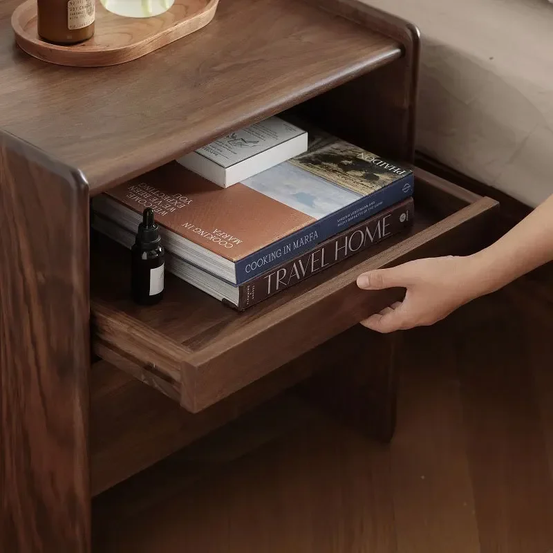 Comodino di lusso nordico tutto in legno massello di noce nera leggero comodino minimalista con contenitore in legno di ciliegio per piccolo appartamento