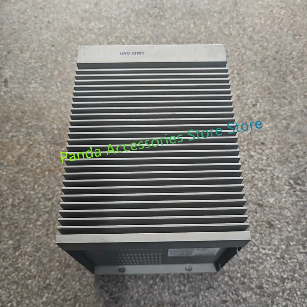 UNO-3285C Small Host UNO-3285C-674AE Fanless Embedded Industrial Computer Bare computer 196.6×238×177mm