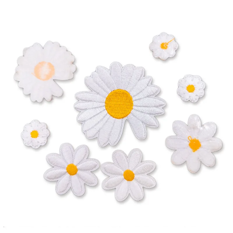 32 Stück Gänseblümchen-Aufnäher zum Aufbügeln, viele Kleidung, kleine Blumen, Streifen, Stoff, Nähen, Designer, Bulk-Mix-Pack, Stickerei, niedlich, thermoklebend – Detail 9