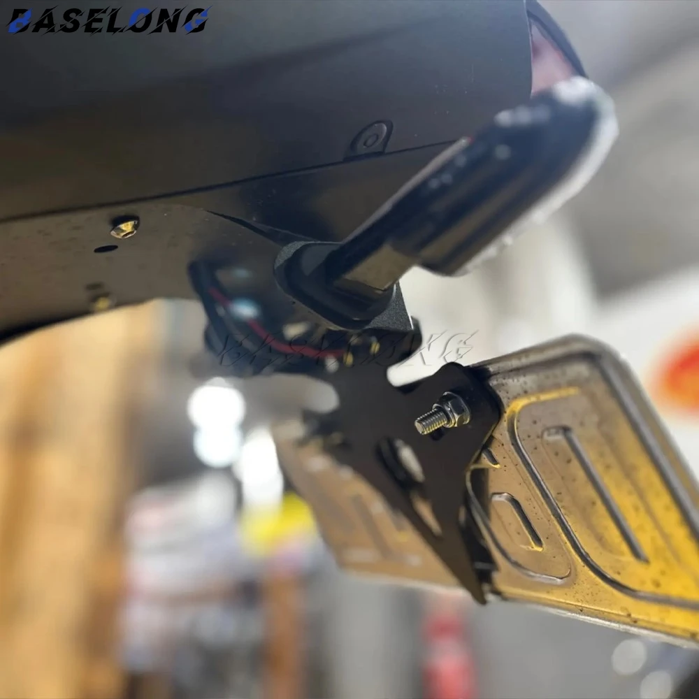 Short Tail Rear Wing Folding License Plate Frame Holder Bracket For YAMAHA YZFR3 YZF R3 YZF-R3 2015 - 2022 2023 2024 2025 2026