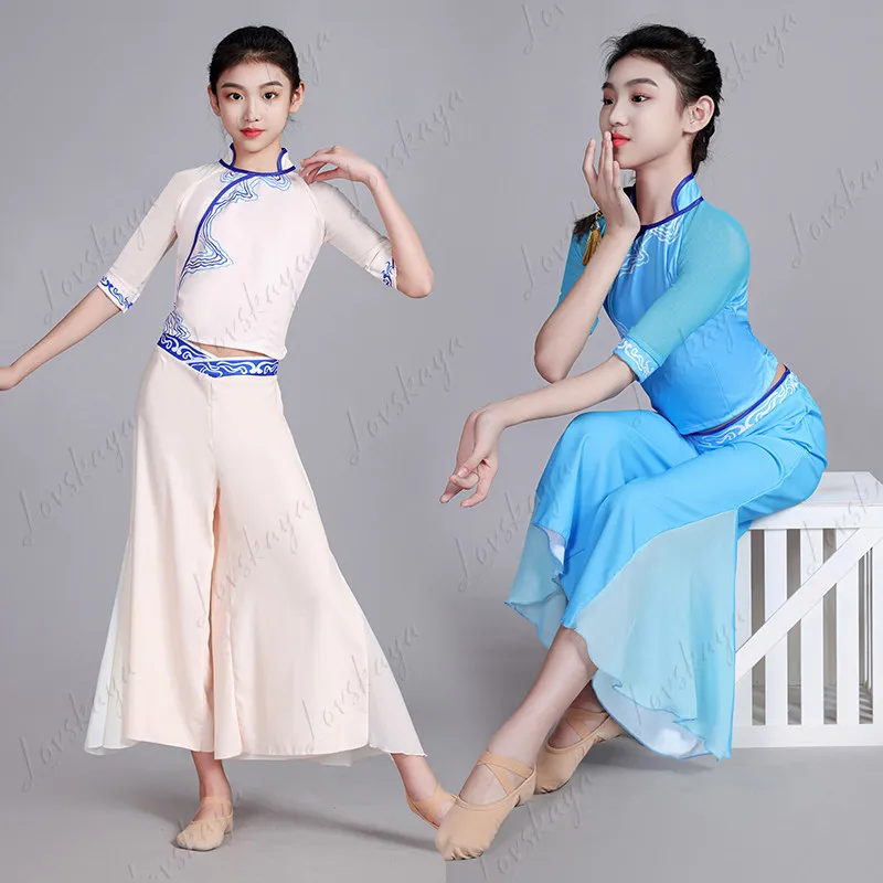 

Детская бабушка мост колыбельная стиха дождь Цзяннань облако и водная мелодия брызг танец классический танец