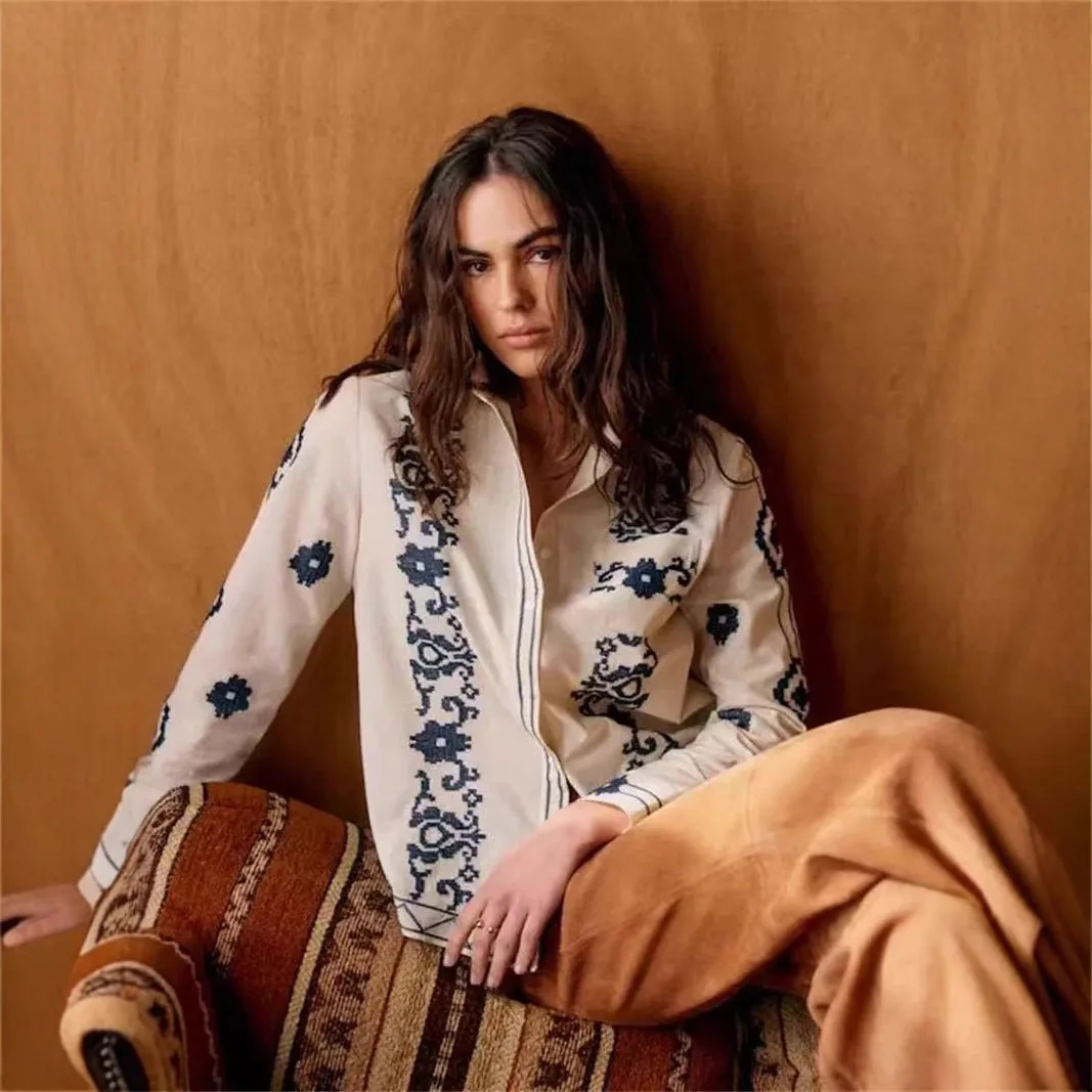 

Sezanes Fashion T-shirt 2025 Spring and Summer New Retro Ethnic Style Embroidery Flower Long Sleeve Shirt Fresh