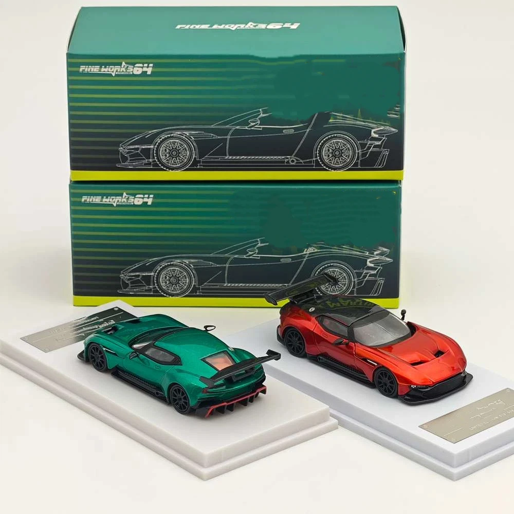 

Fine Works64 1/64 Vulcan Collectible Diecast Model - Open Hood, Metal Base, 999 - Unit Limited, 14+