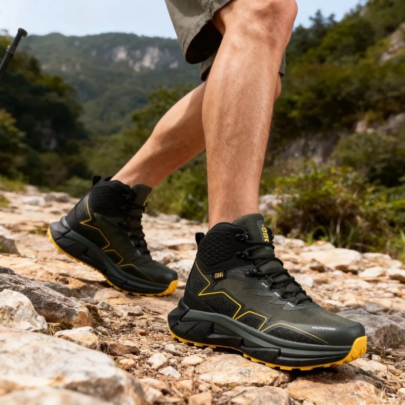 2026 New Trend Climbing Shoes for Men Non-Slip Outdoor Men Hiking Shoes High Top Sneakers Men Boots Lacing Male Shoes