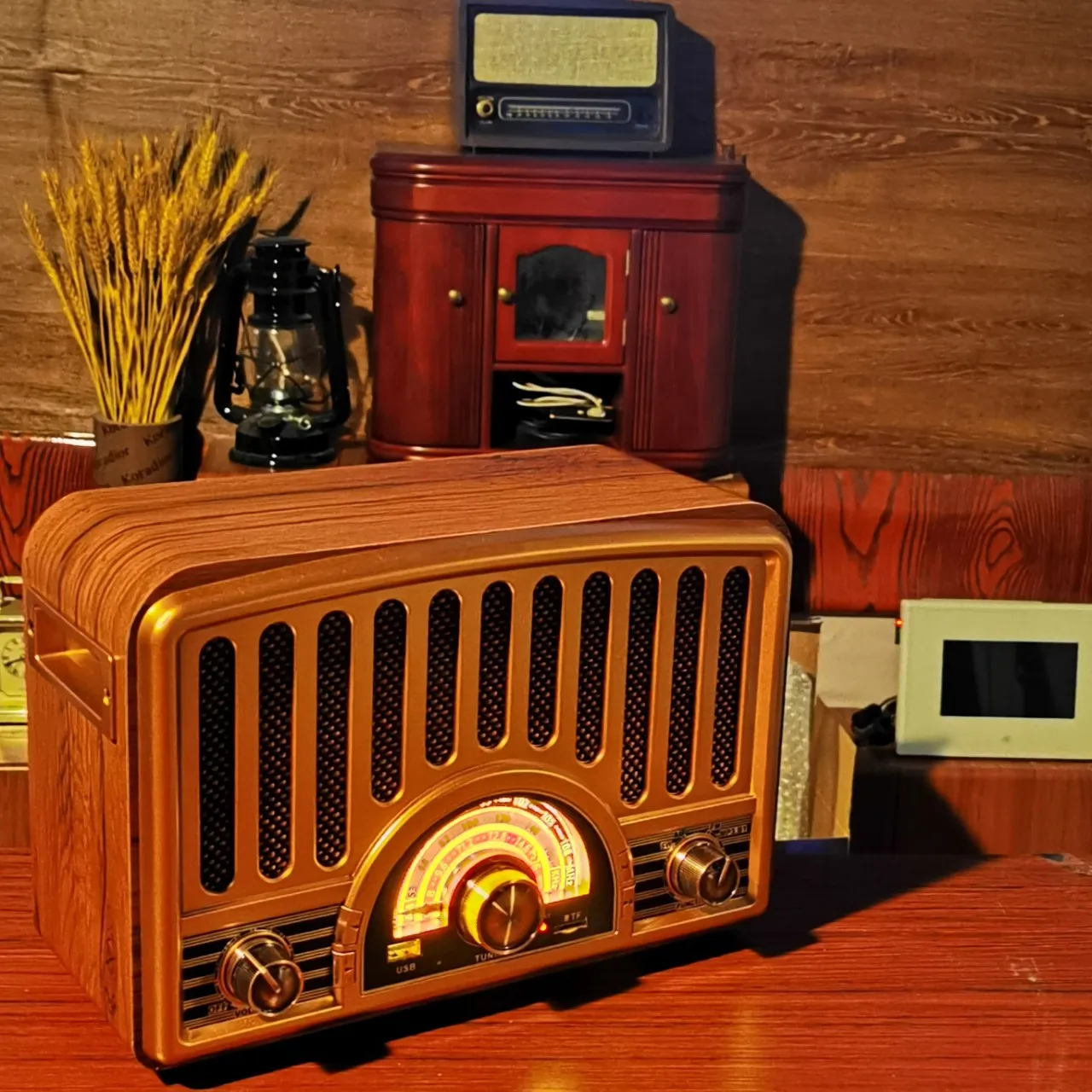 

Retro Portable Radio Speakers Wireless Bluetooth-compatiable HIFI Stereo AM/Sw/FM Radios Receiver MP3 Player Support USB TF AUX