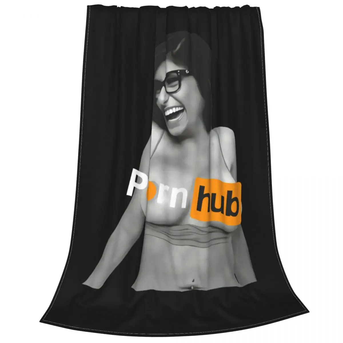 Mia Khalifa Candid Ultra-Soft Micro Fleece Blanket Warmth On Couch Four Seasons Sleeping Sheets